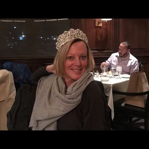 Meet your Posher, Denise